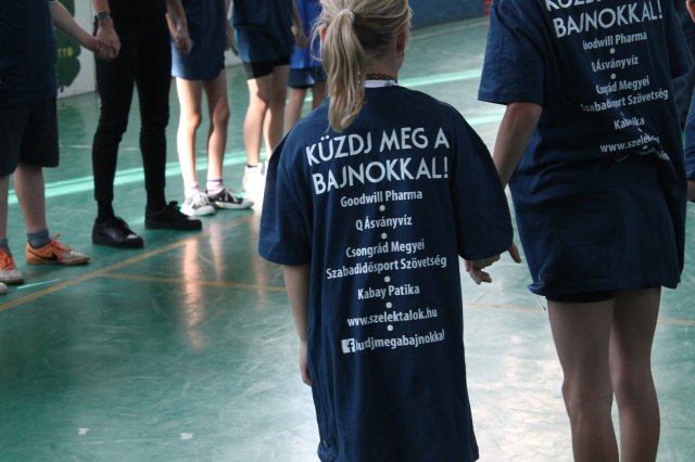 Küzdj a bajnokkal