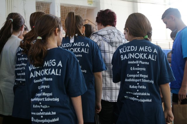 Küzdj a bajnokkal