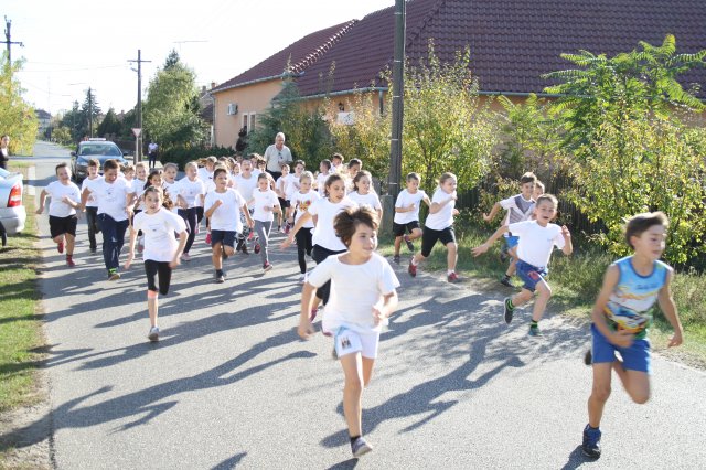 Móra futás