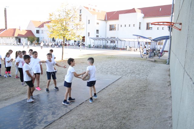 Móra futás