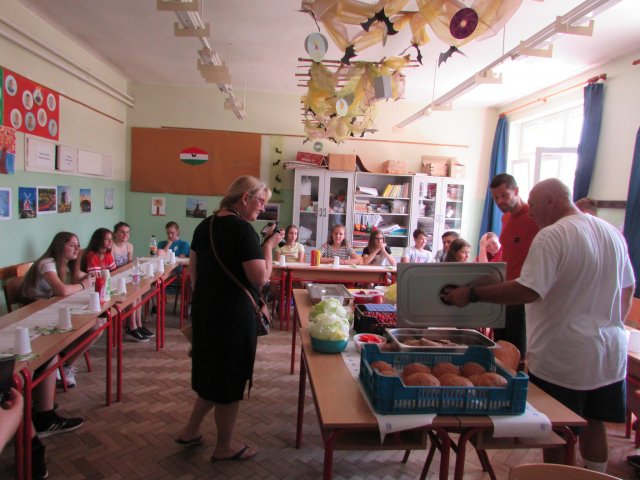 Gyereknap