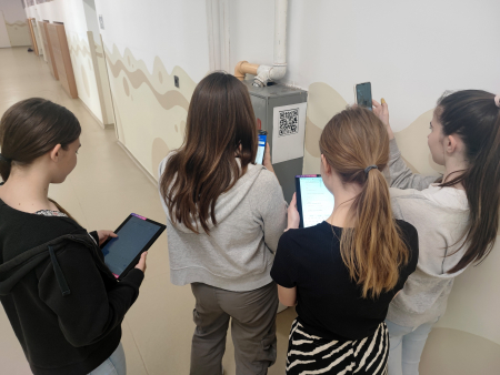 A Digitális Témahéten iskolánk névadójára is emlékeztünk