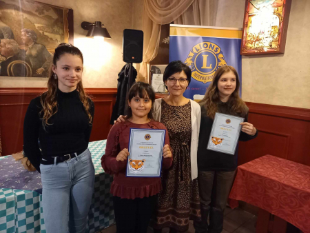 A dzsungel k&ouml;nyve &bdquo;B&ouml;lcs erő &eacute;s szeretet&rdquo;